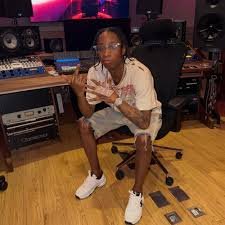 CLAVISH & CHICK RELEASE CC WALK